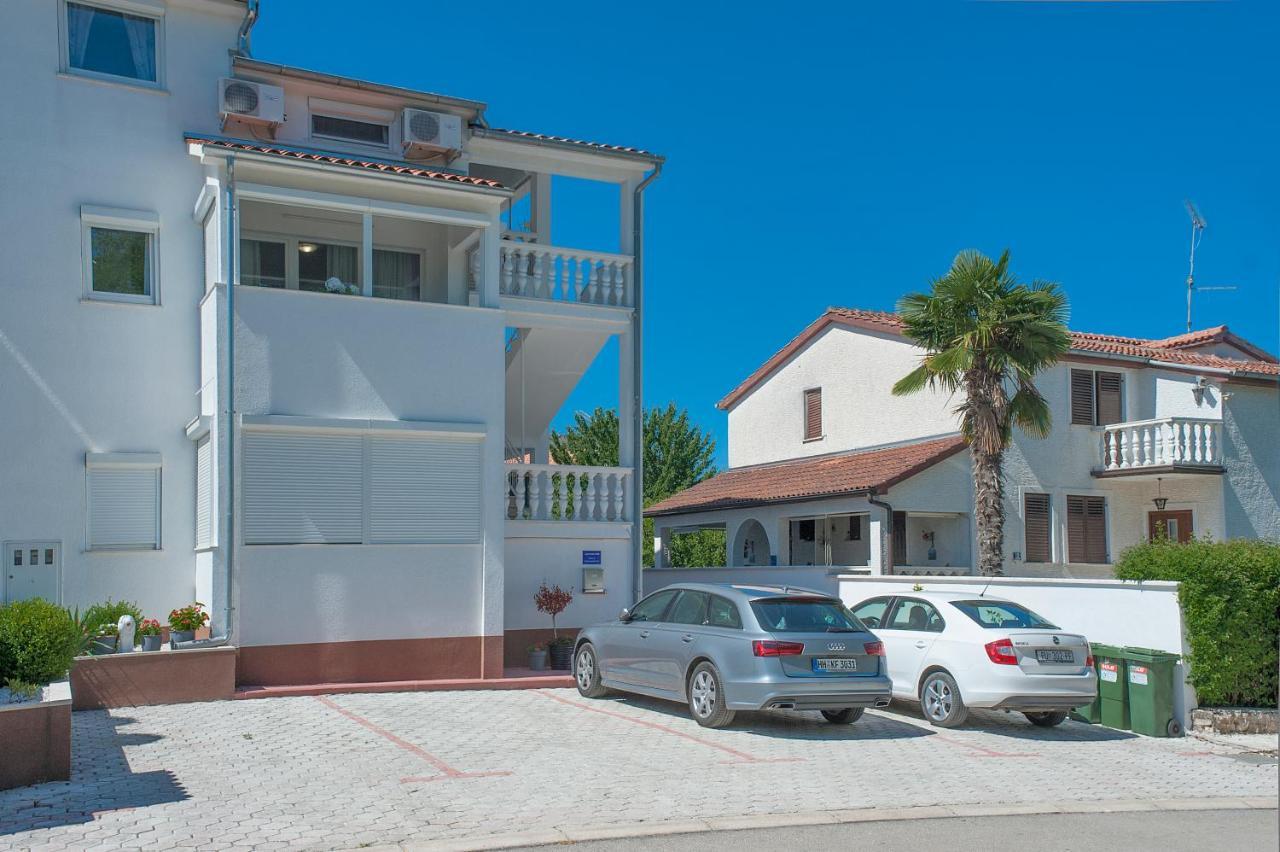 Apartments Somi Poreč Kültér fotó