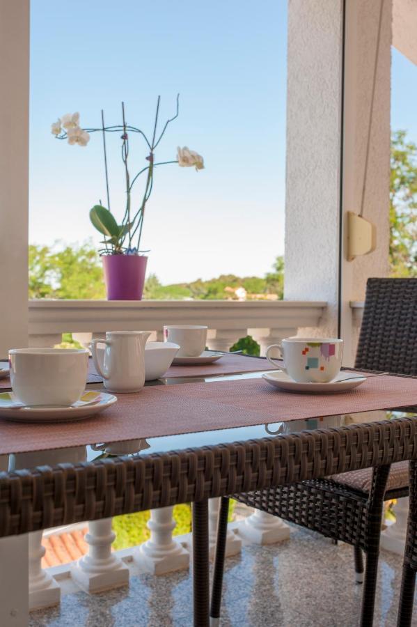 Apartments Somi Poreč Kültér fotó