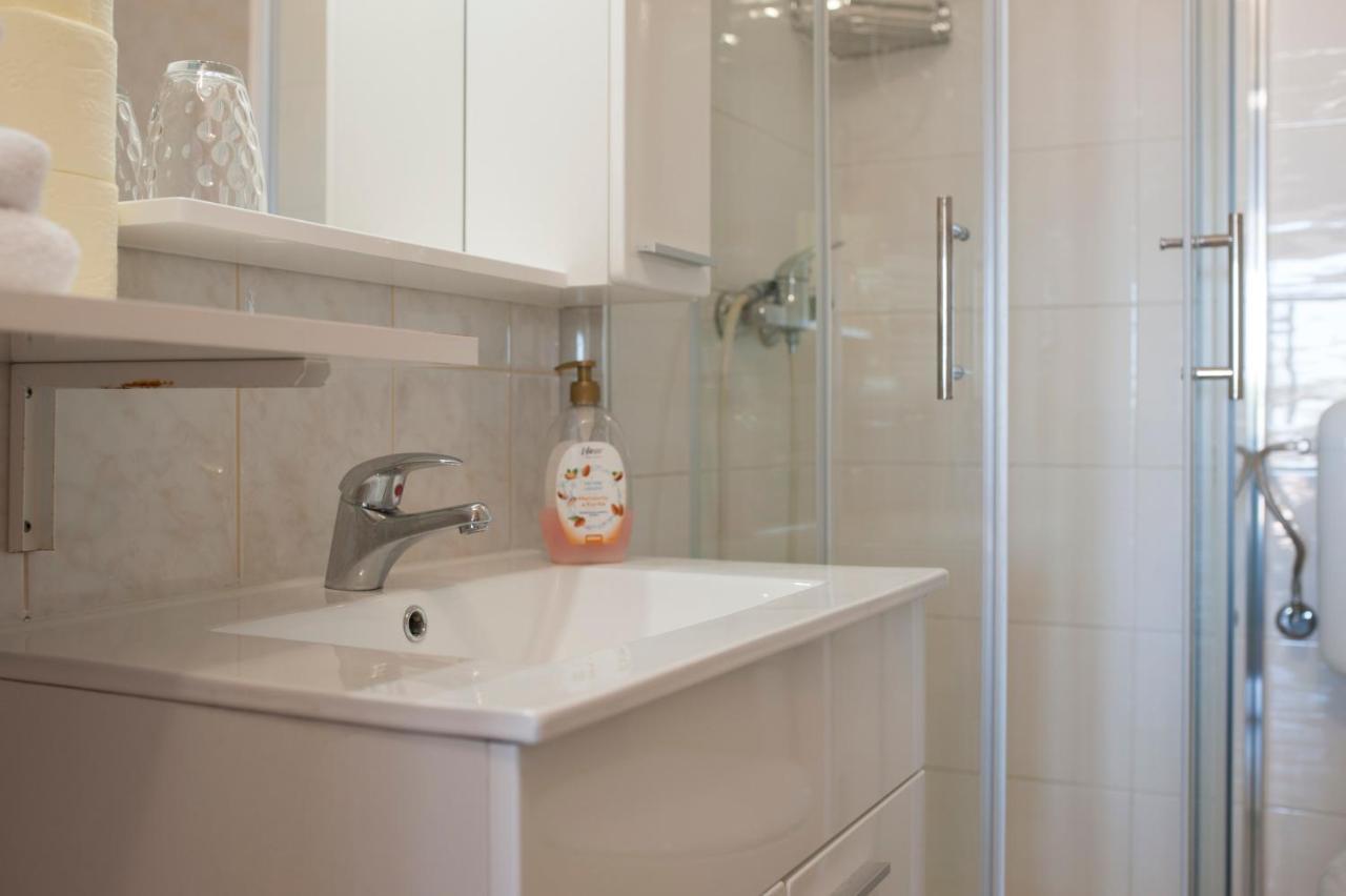 Apartments Somi Poreč Kültér fotó