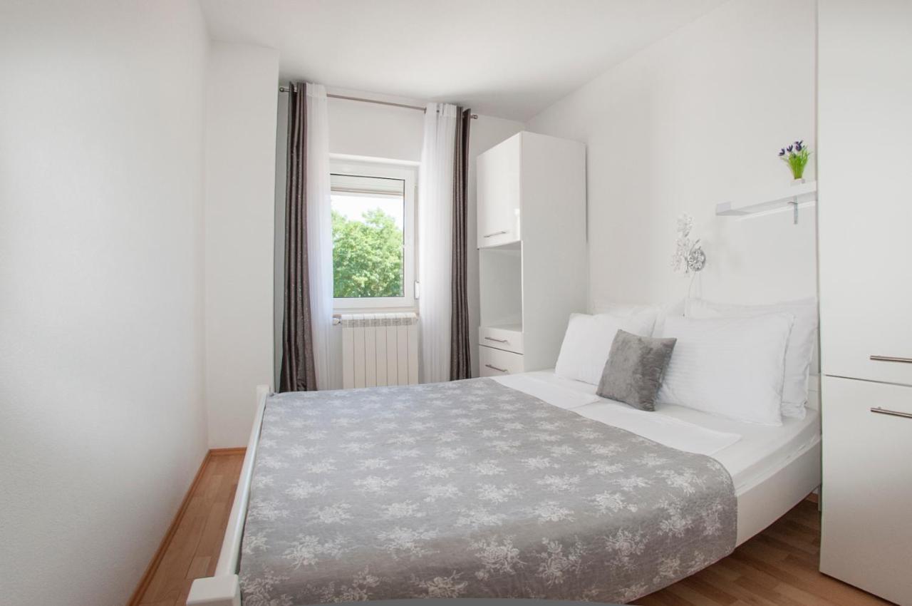 Apartments Somi Poreč Kültér fotó