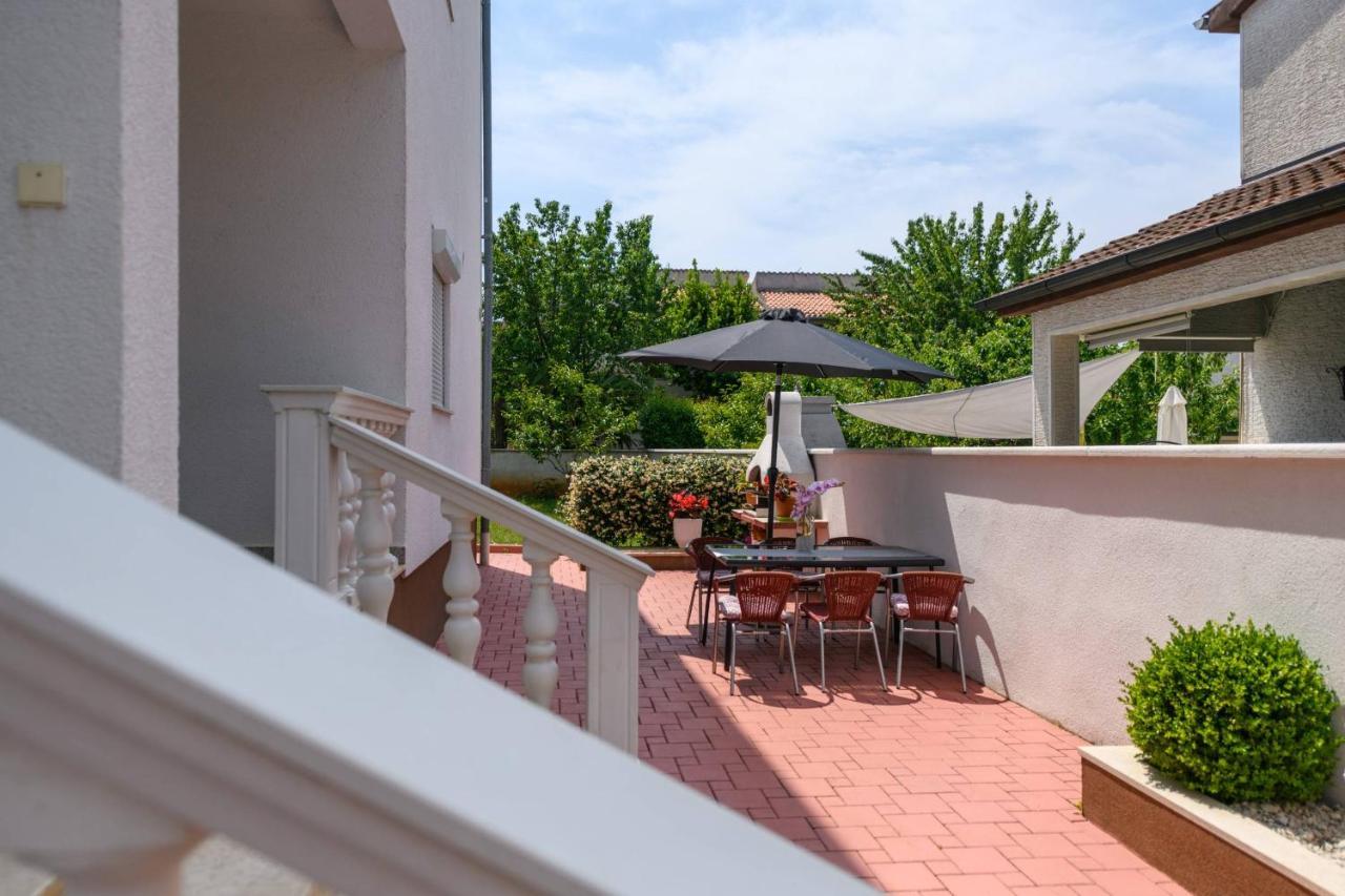 Apartments Somi Poreč Kültér fotó