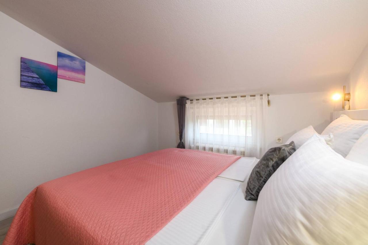 Apartments Somi Poreč Kültér fotó