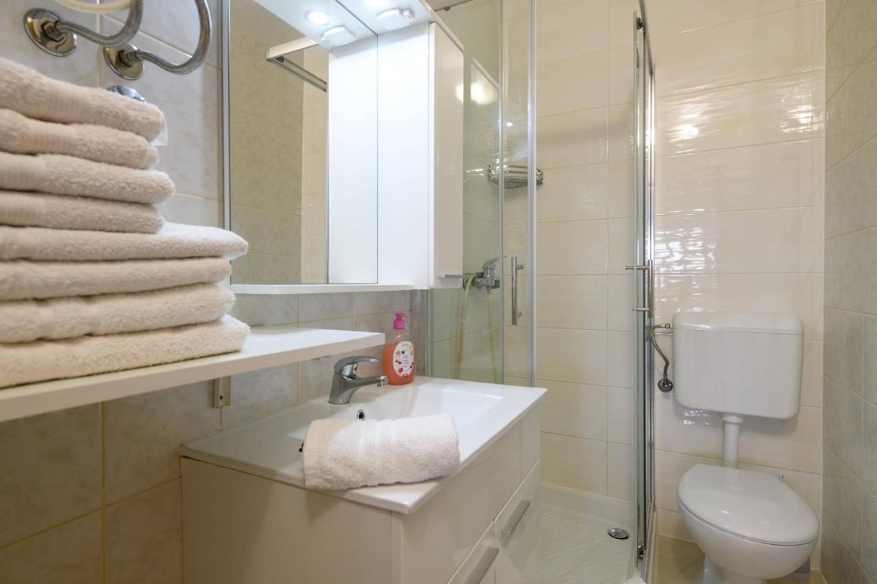 Apartments Somi Poreč Kültér fotó