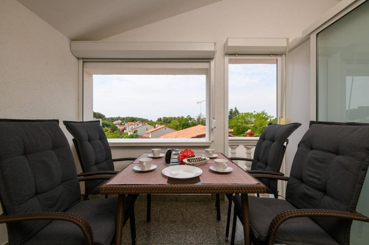 Apartments Somi Poreč Kültér fotó